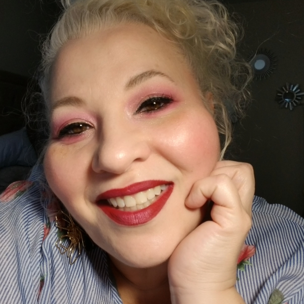 Meet your Posher, Nicole